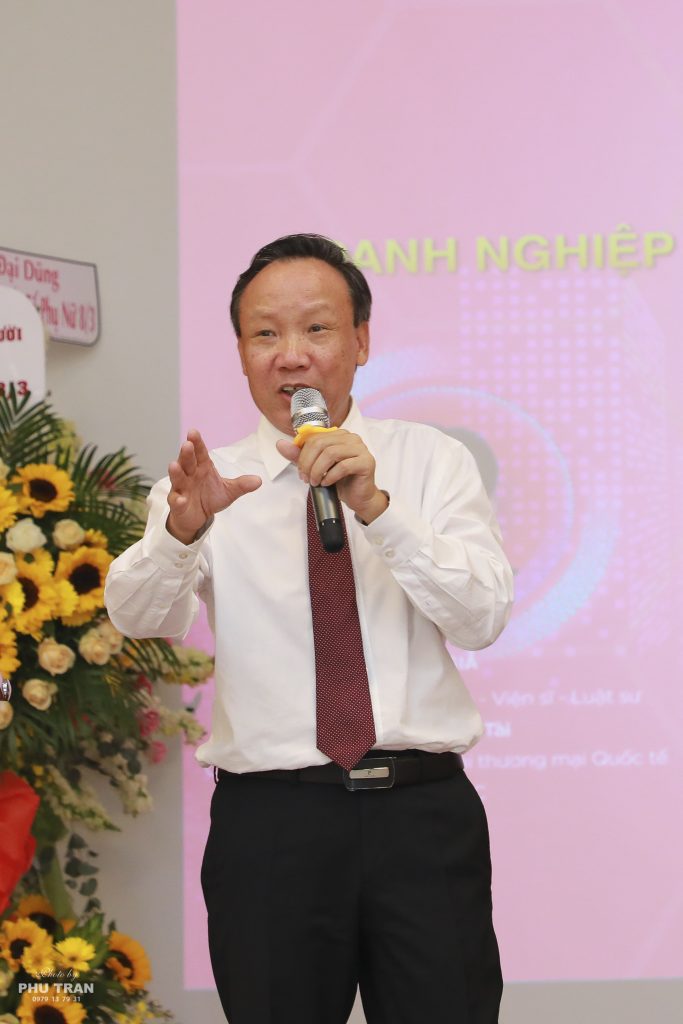 Tiến sĩ Trịnh Xuân Hải chia sẻ về kinh nghiệm lập nghiệp và kinh doanh tại thị trường nước ngoài.